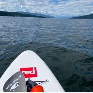 Meet your Posher, Taunja